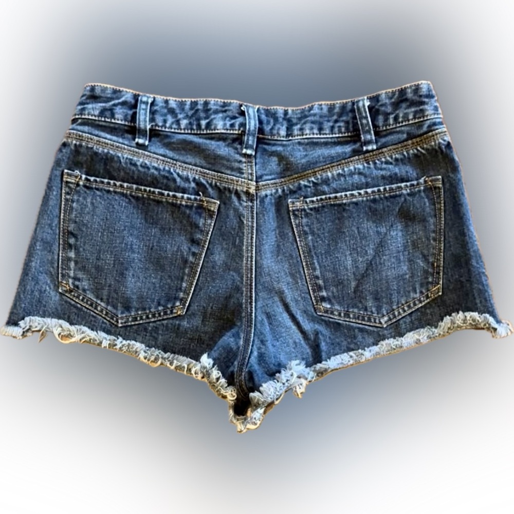 Free People Button Fly Cutoffs, Size W30 - Picture 4 of 4